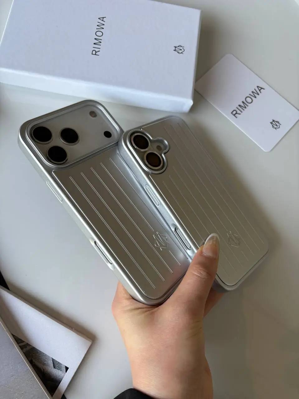 قاب RIMOWA