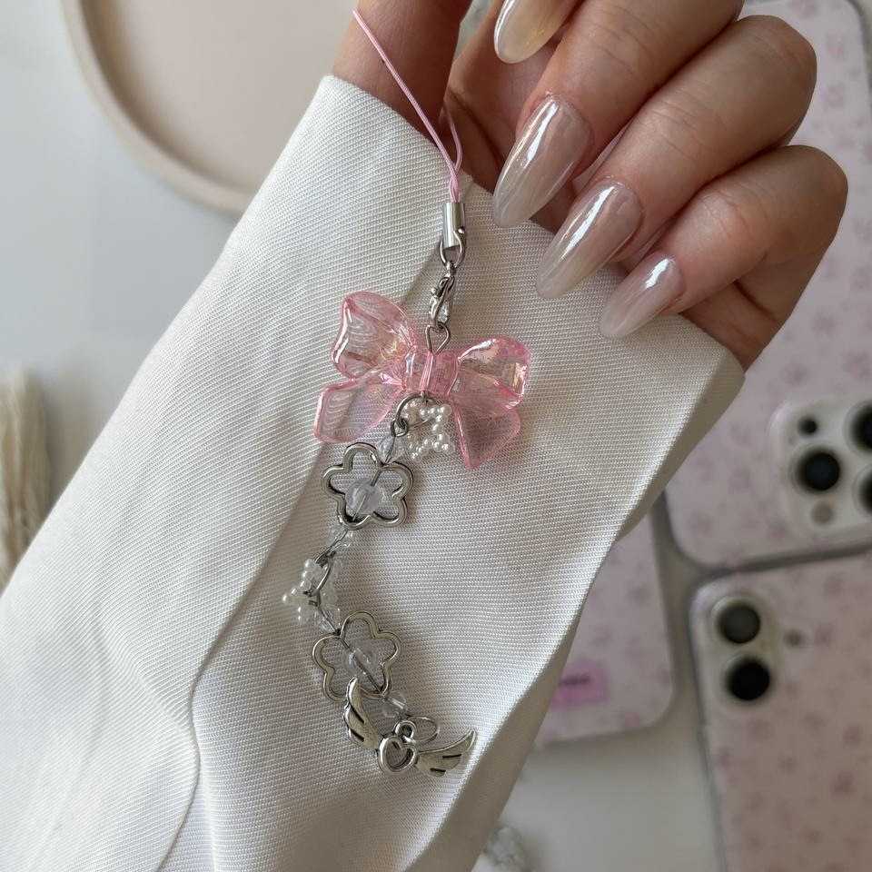 قاب غنچه گل رز
