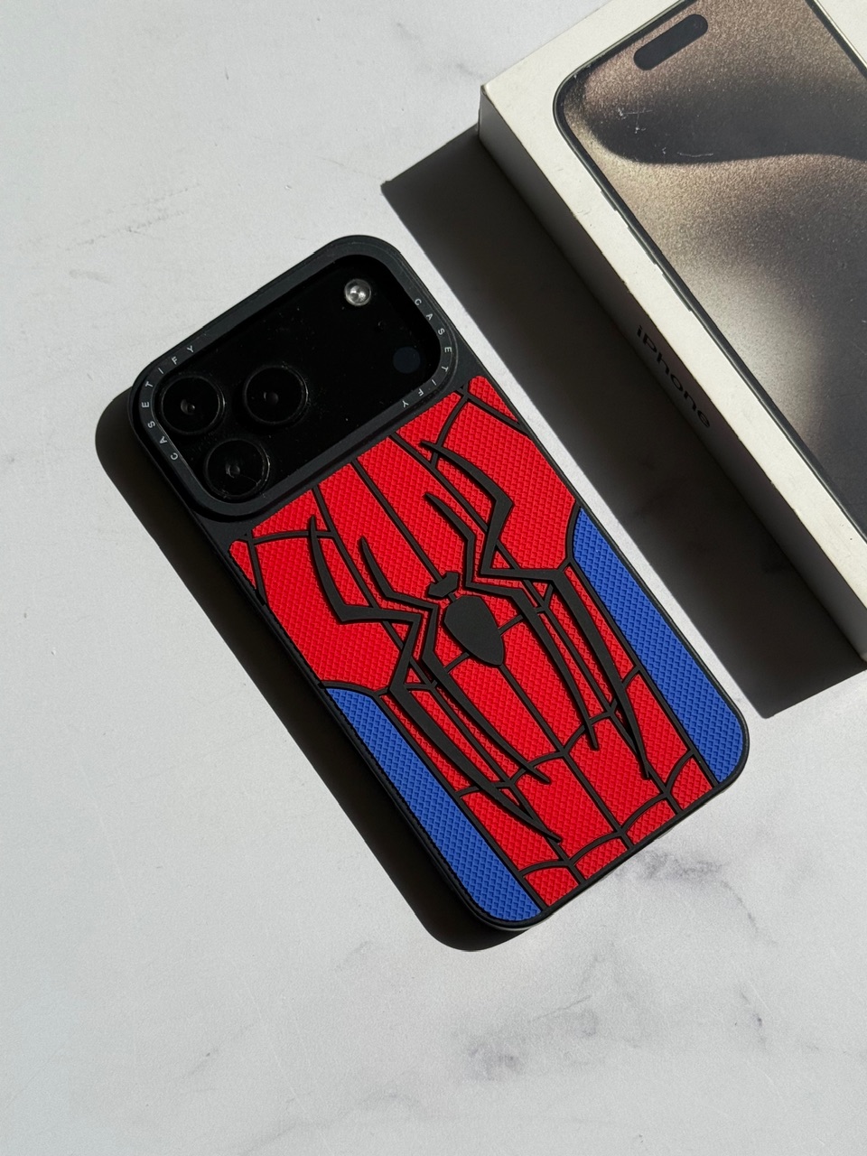 قاب اسپایدرمن CASETiFY