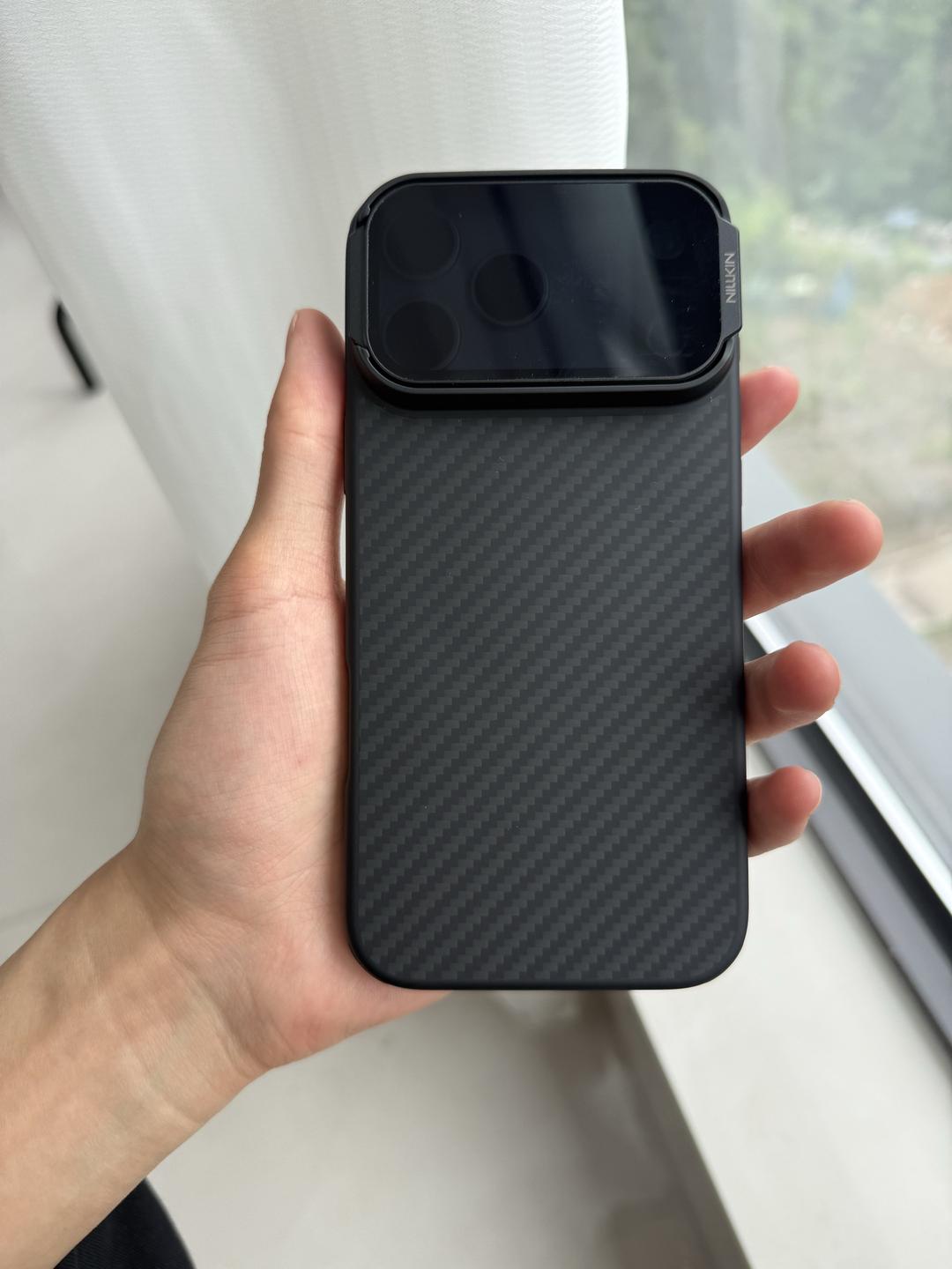 قاب NILLKIN CarboProp Case