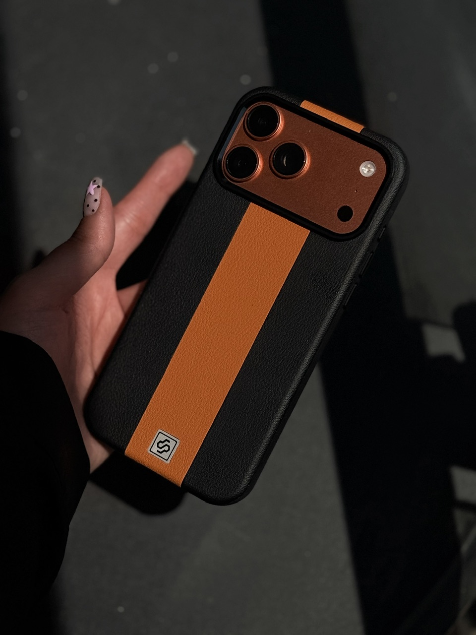 قاب Dizoro Leather Case چرمی با مگ سیف