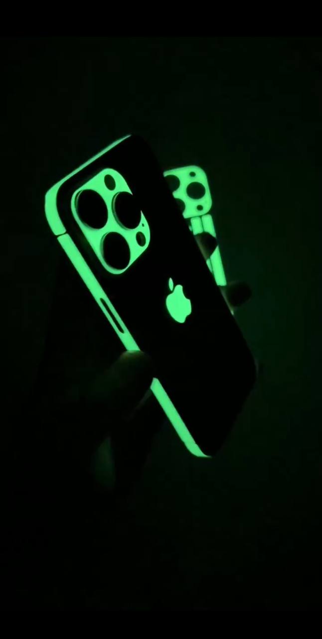برچسب شبرنگ Black Light