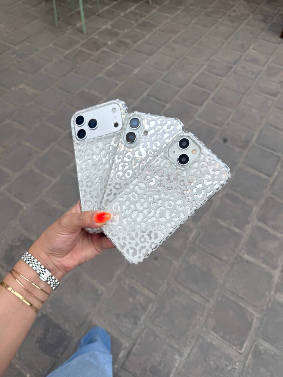 قاب آیفون پلنگی سفید