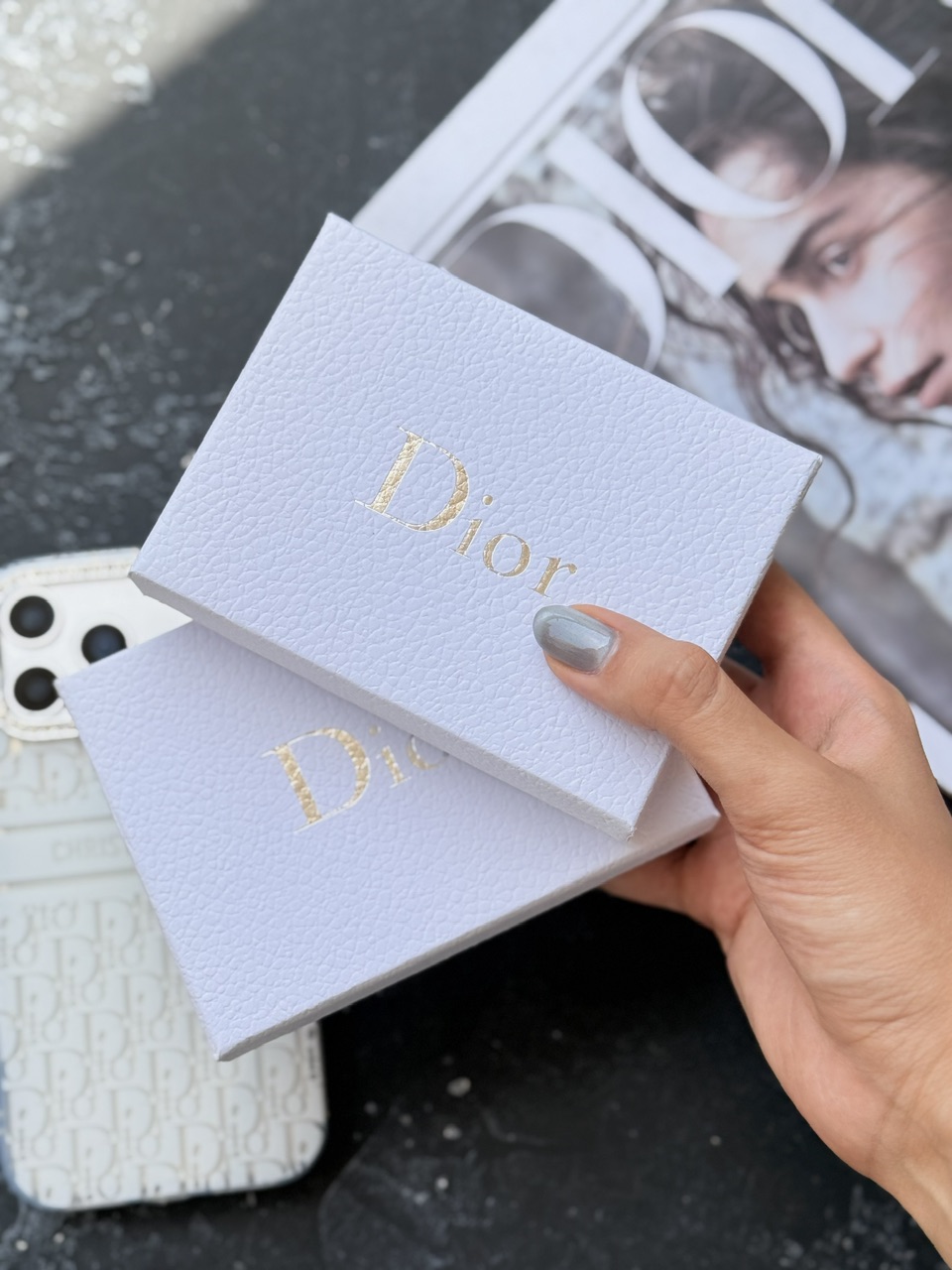 چسبونکی دیور Dior Octobuddy Mobile Phone همراه با پک