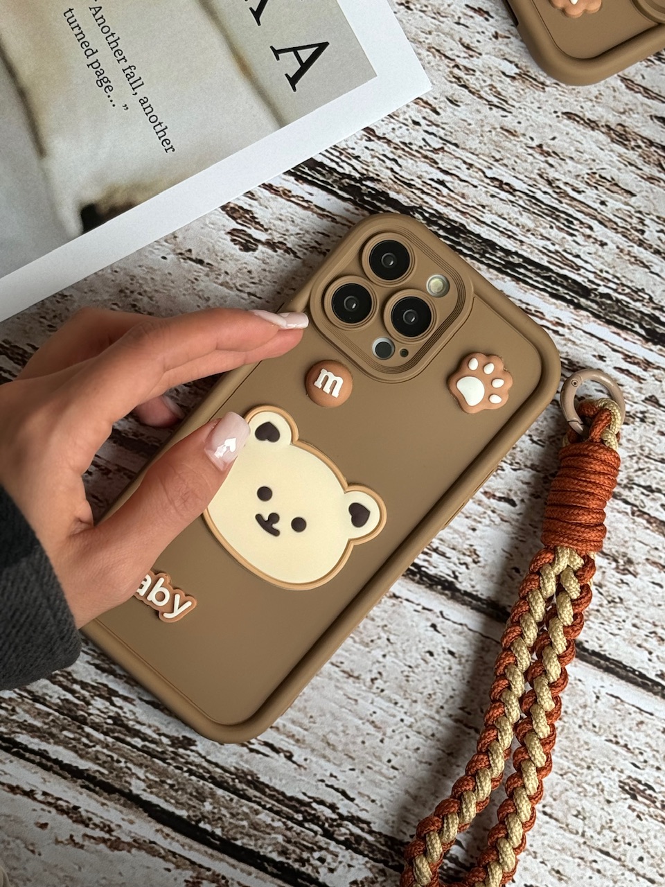قاب Baby Bear با بند طنابی آیفون