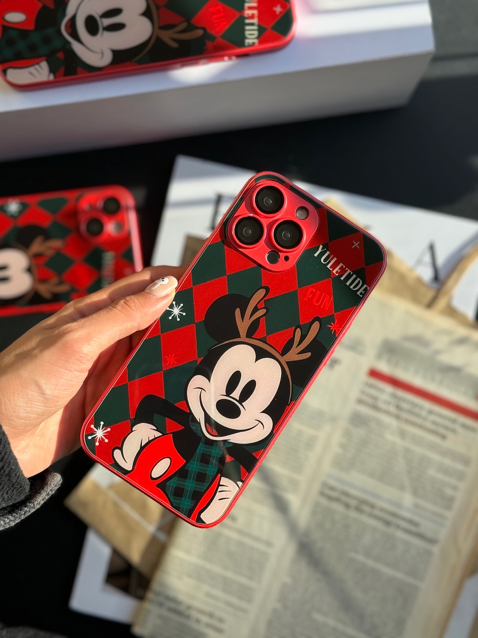 قاب Mickey’s Once Upon a Christmas