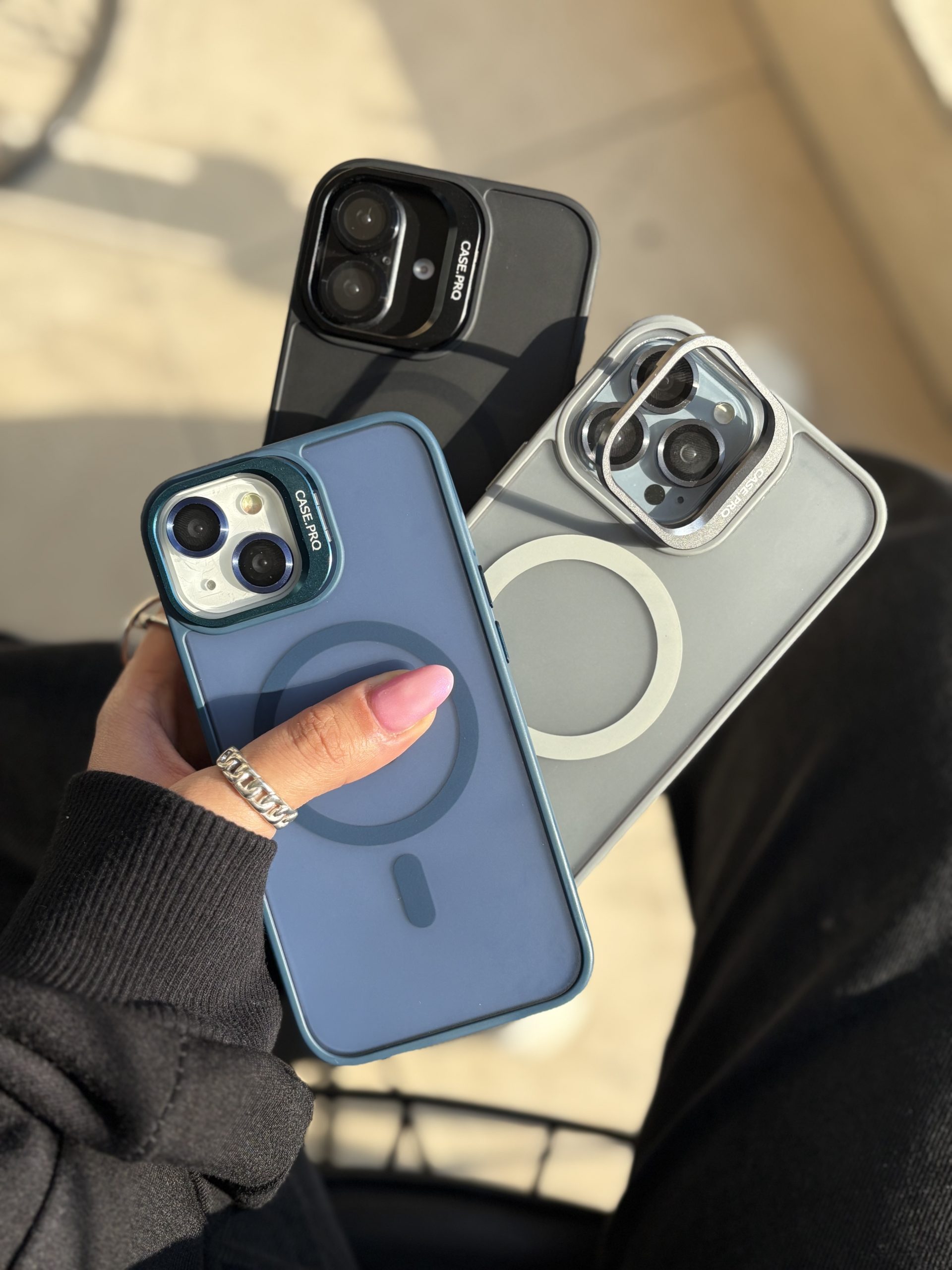 قاب Matte CasePro Lens with MagSafe استند شو با لنز رینگی