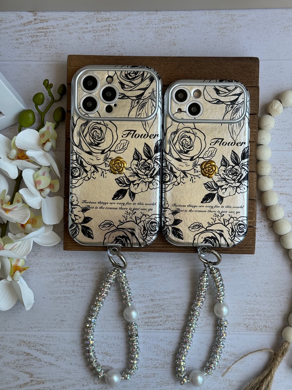 قاب Silver Flower با آویز