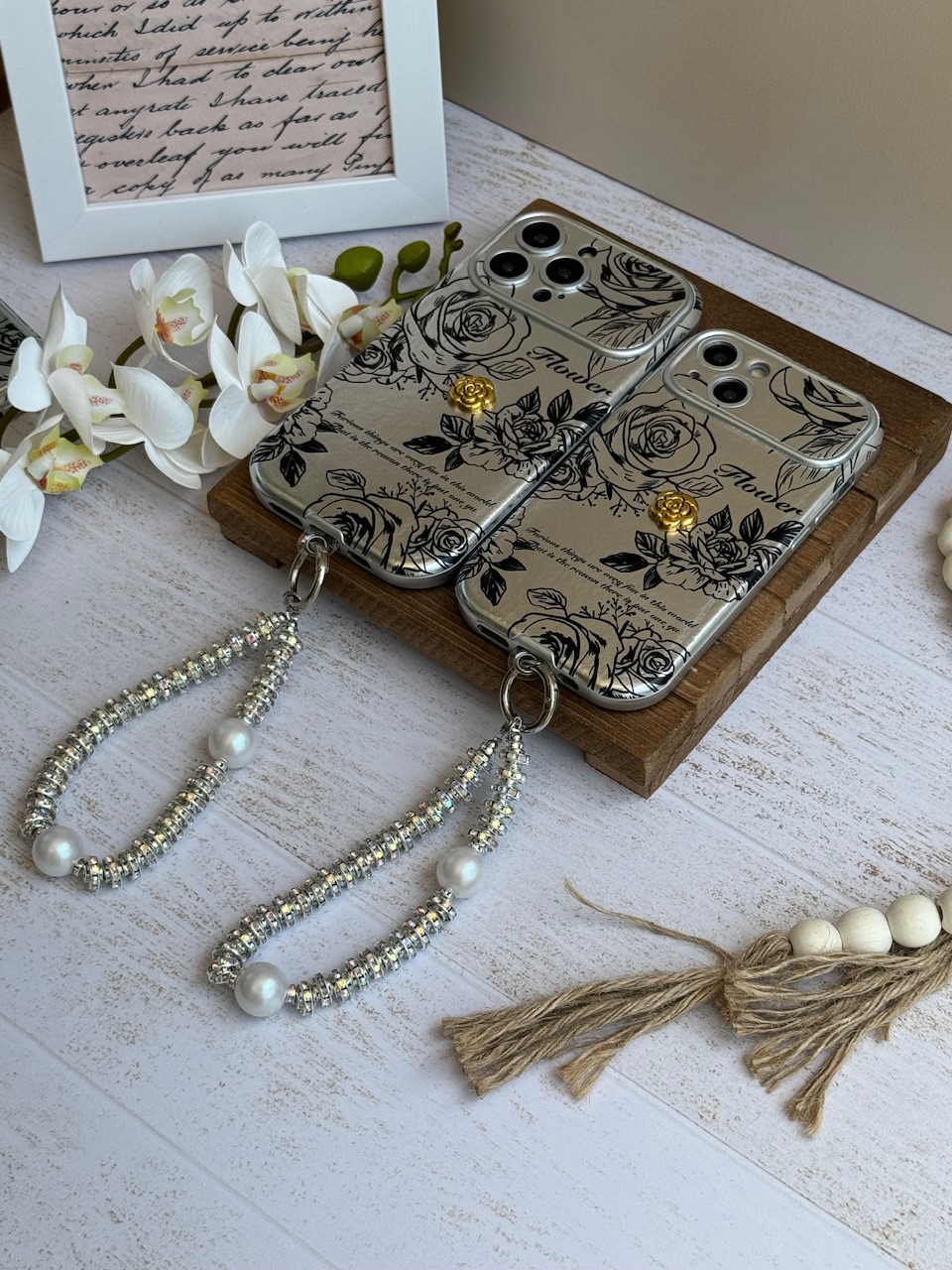 قاب Silver Flower با آویز