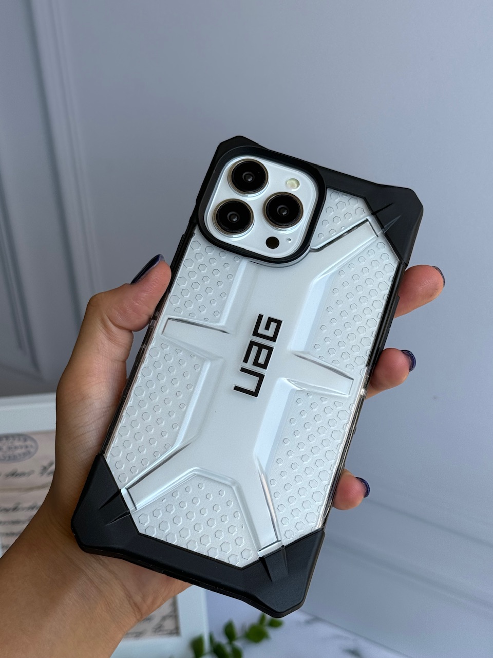 قاب UAG PLASMA