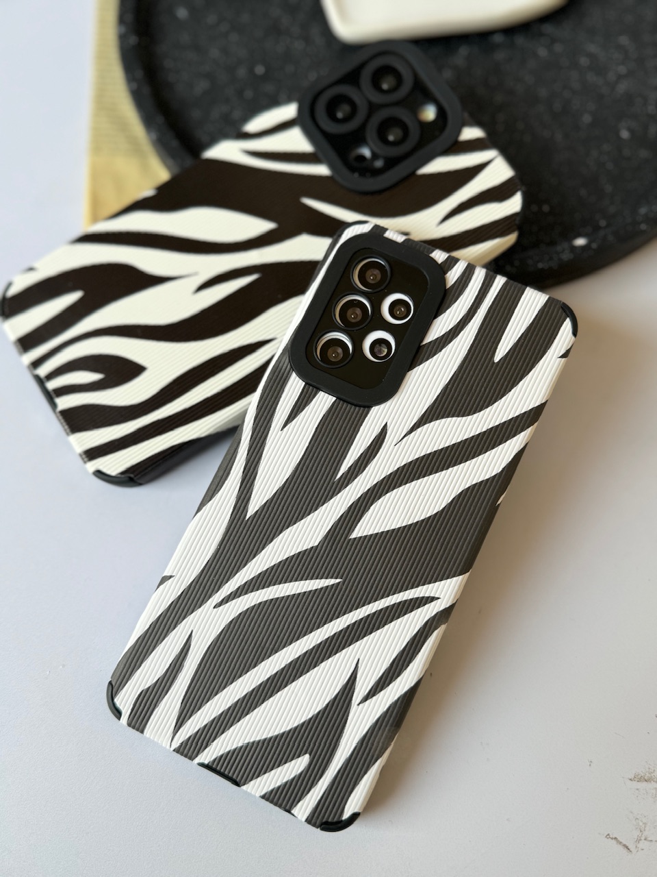 قاب کبریتی Zebra