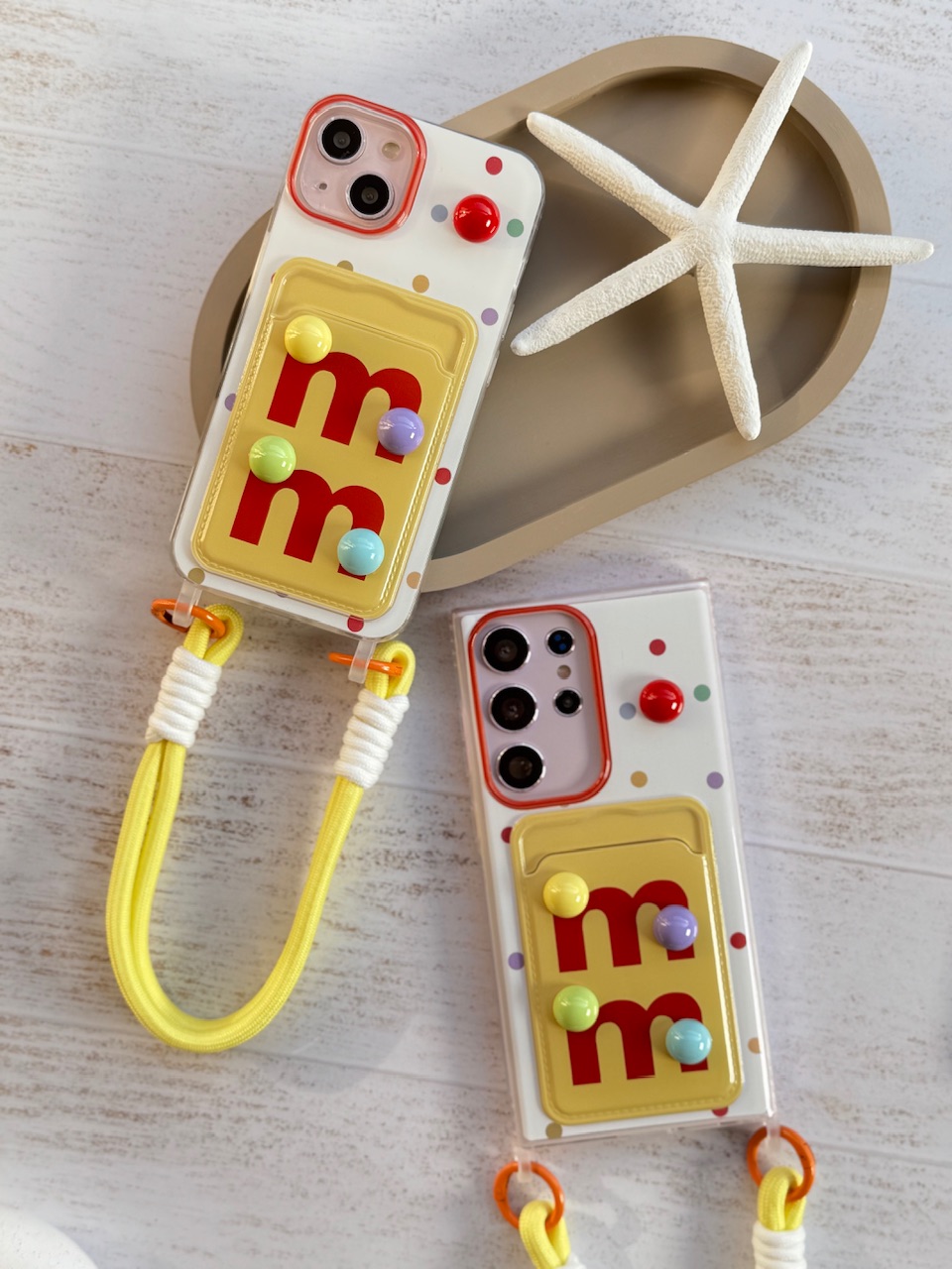 قاب M&M’S جاکارتی با بند آیفون و سامسونگ