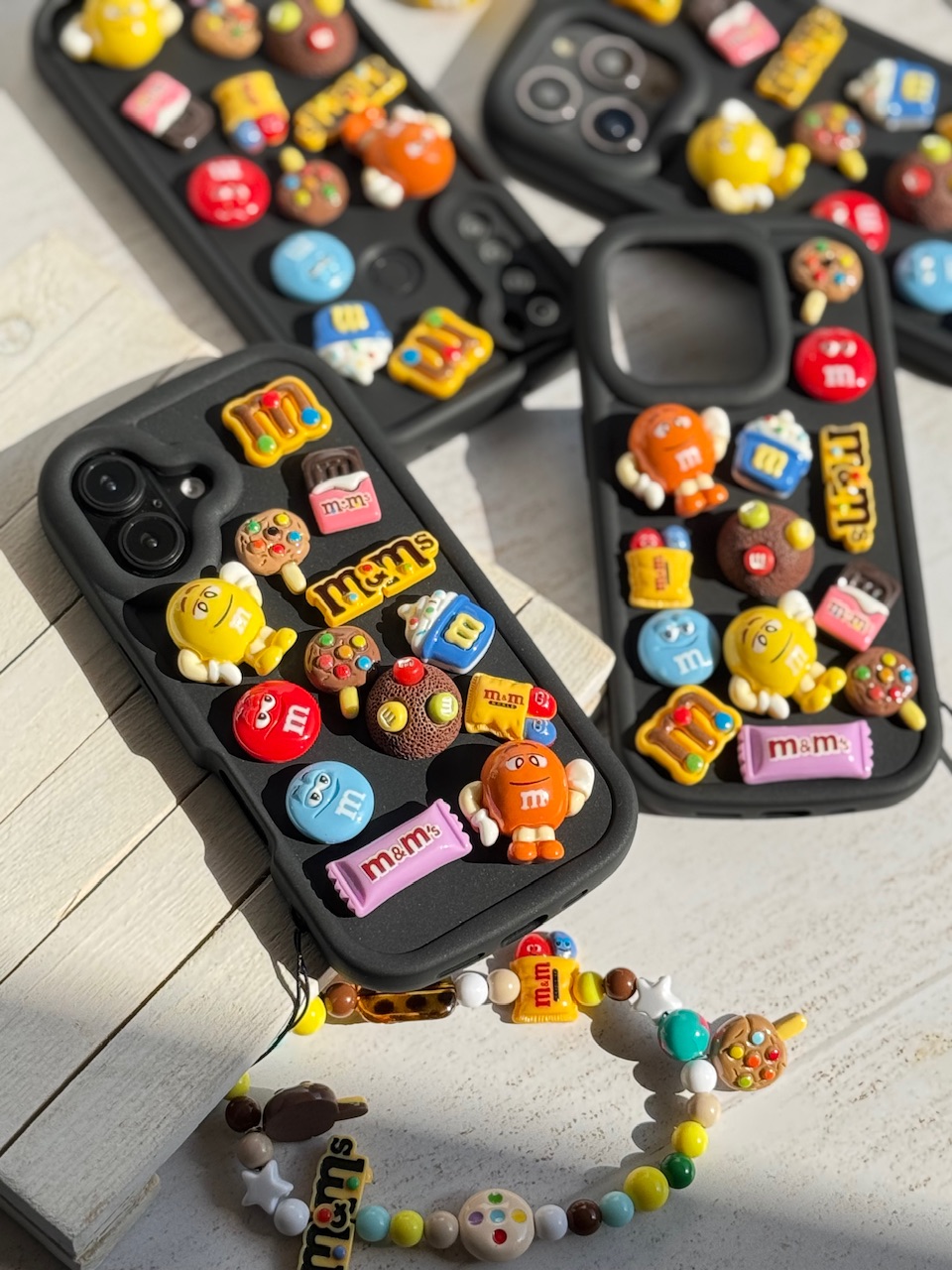 قاب M&M’S برجسته آیفون و سامسونگ و شیائومی