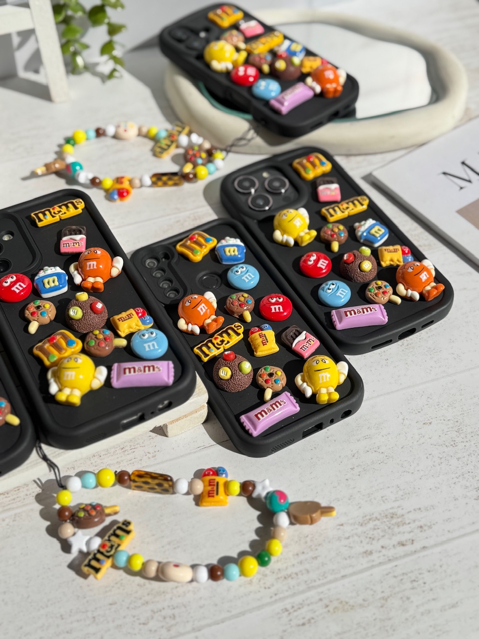 قاب M&M’S برجسته آیفون و سامسونگ و شیائومی