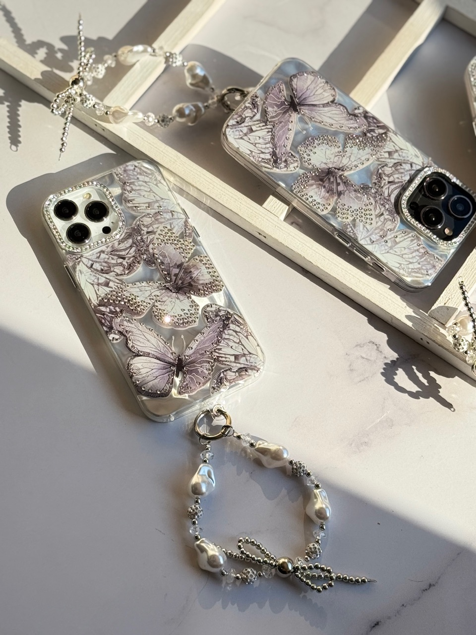 قاب Grey butterfly diamond