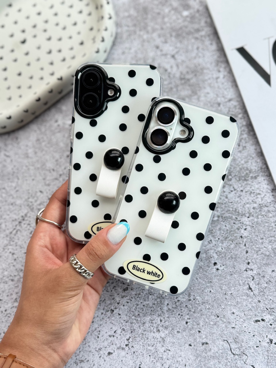 قاب Black & White DOT
