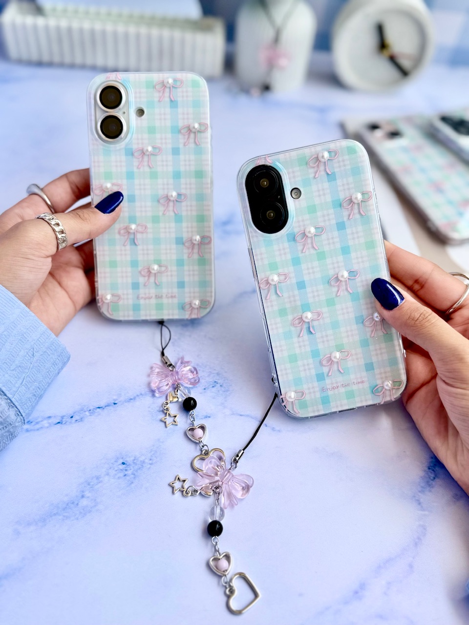 قاب Pink Seoul با آویز