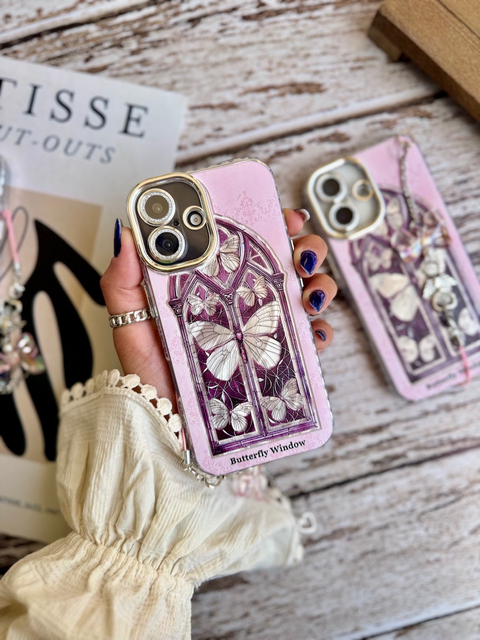 قاب Butterfly Window با آویز