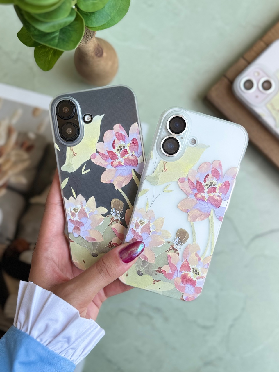 قاب Lotus flowers گل نیلوفر