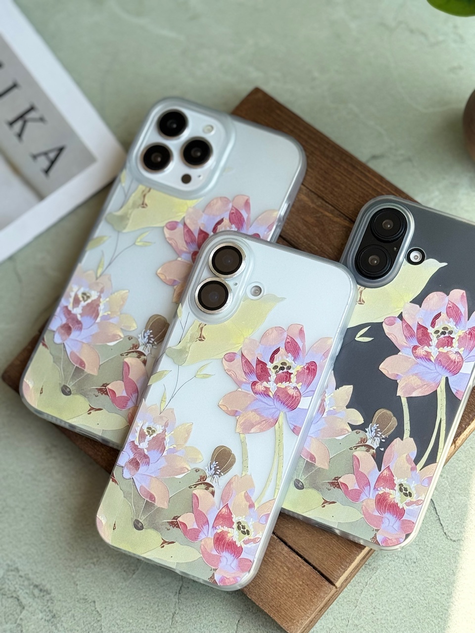 قاب Lotus flowers گل نیلوفر