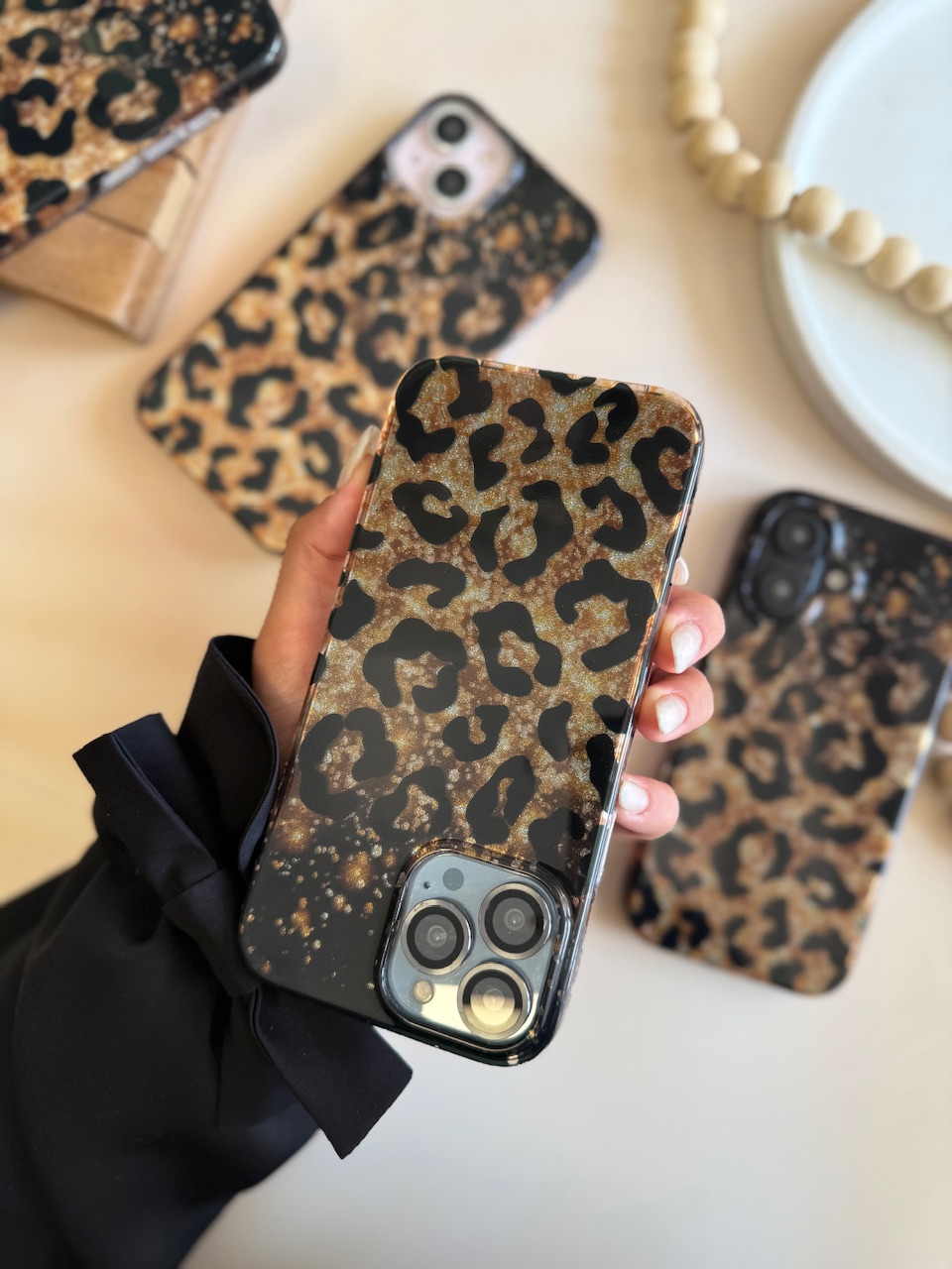 قاب Shiny leopard