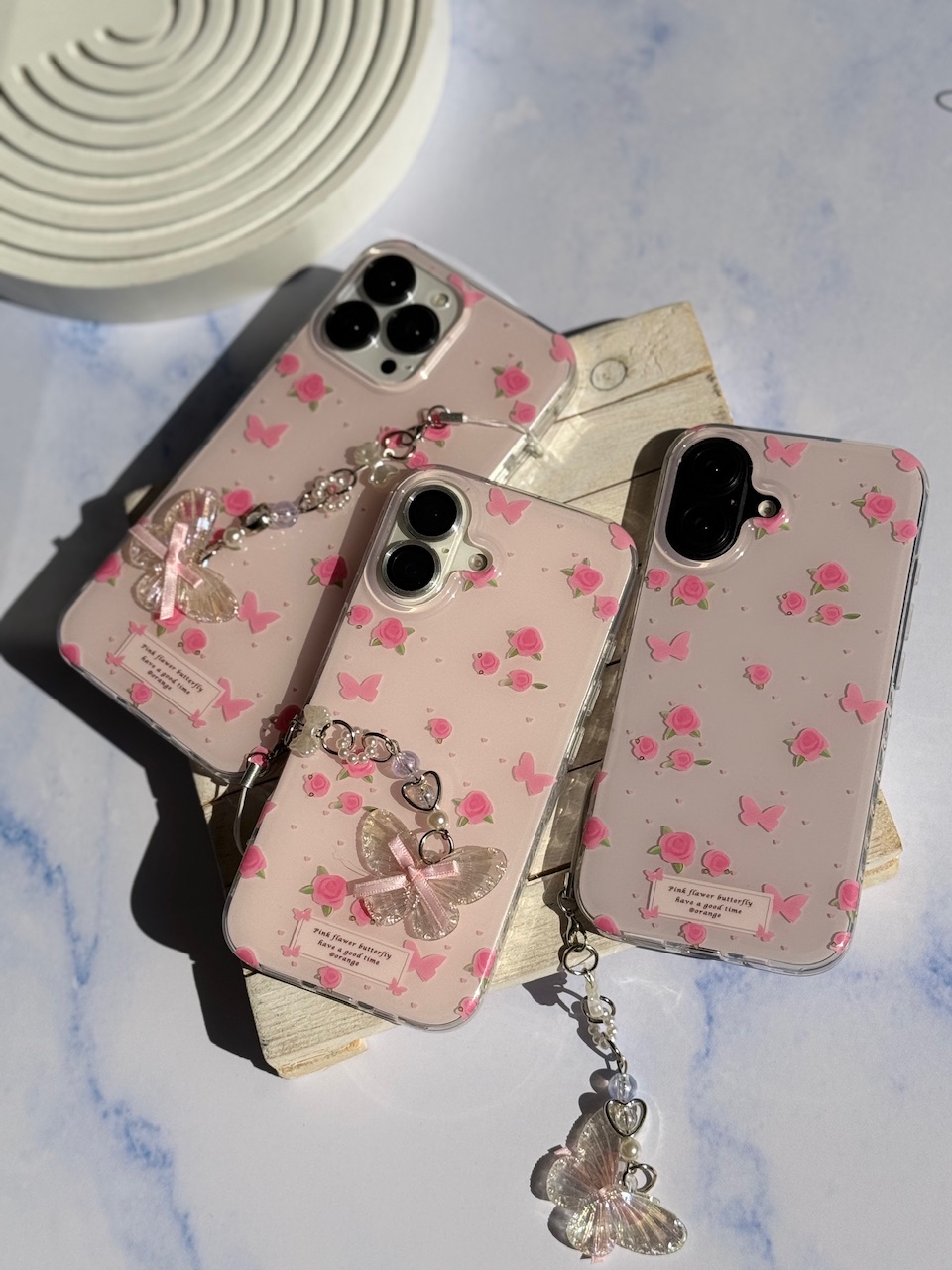 قاب Pink Flower Butterfly با آویز