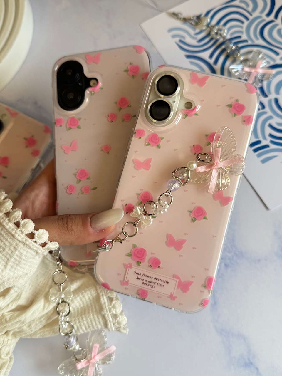 قاب Pink Flower Butterfly با آویز