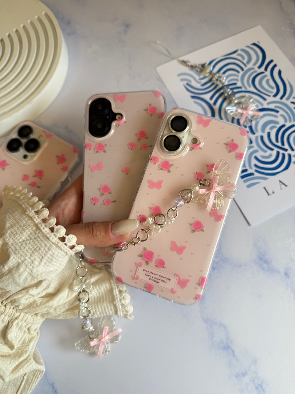 قاب Pink Flower Butterfly با آویز