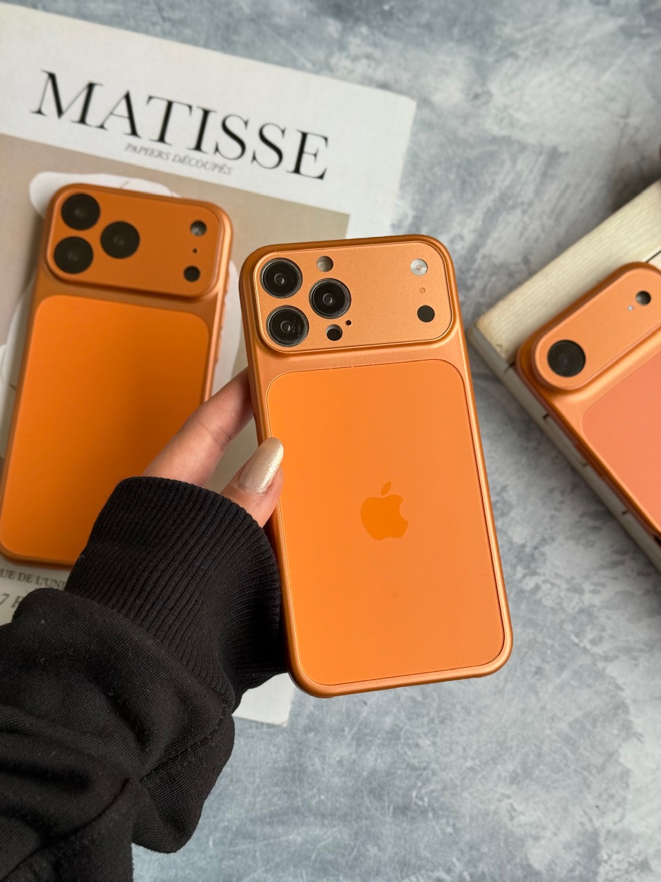 قاب Orange AG with Apple logo با مگ سیف
