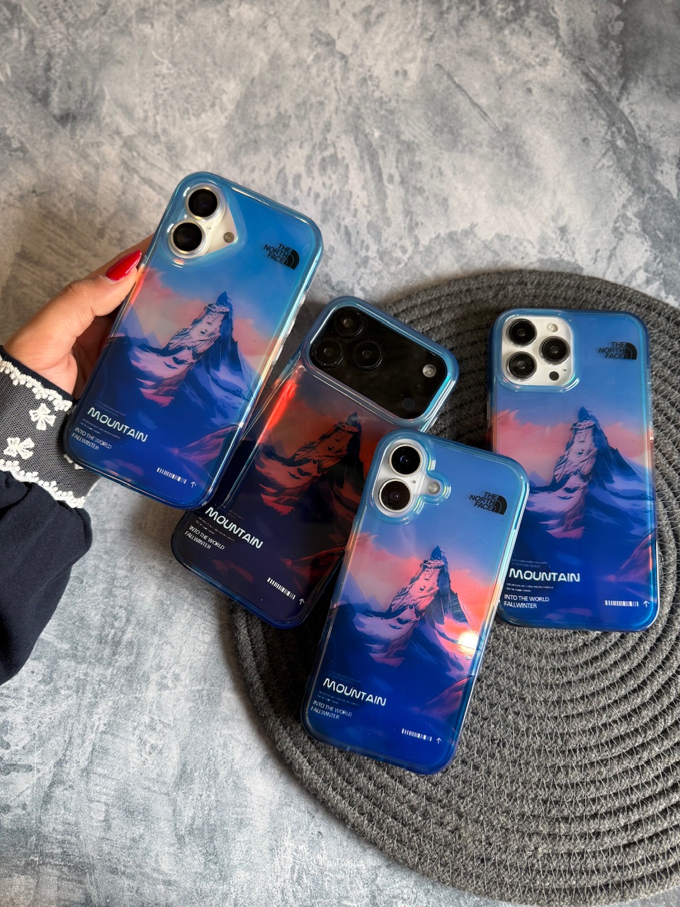قاب mountain sunset