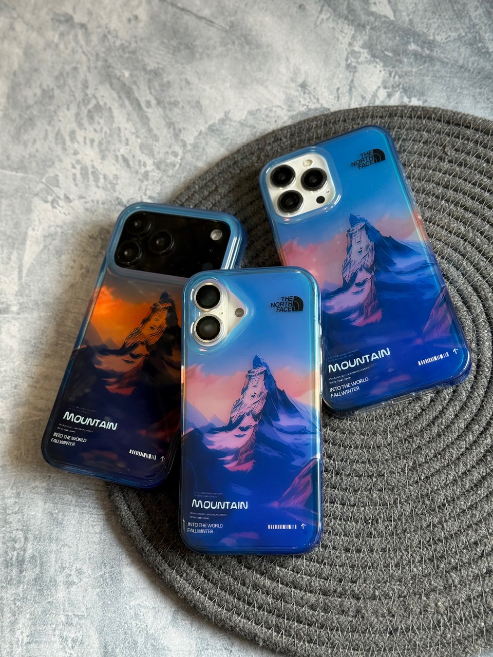 قاب mountain sunset