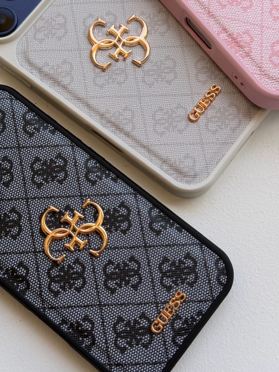 قاب GUESS